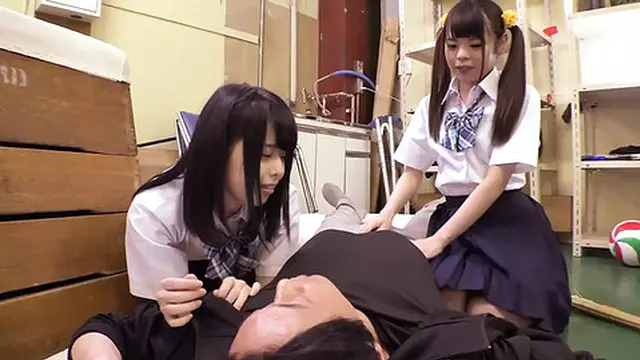 Post-school &mdash;  hot sex in the gym with the scent of sweat lingering!