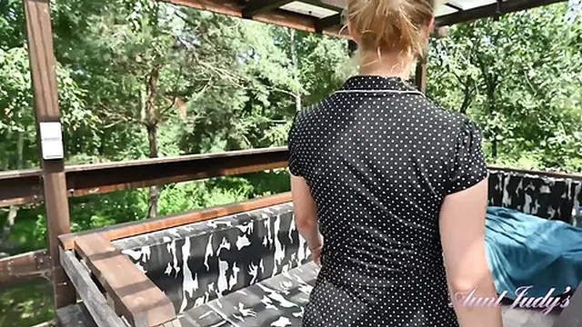 Auntjudys - Outdoors Fun with Busty MILF Wanilianna