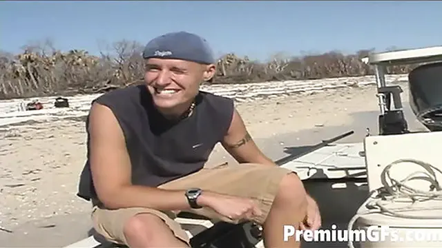 Brunette Allie Seducing Fucks by the Shore