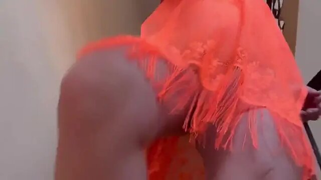 Naughty holiday fling in public with no sound