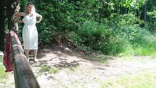 Public Park Encounter: Rough Fucking with a Stranger