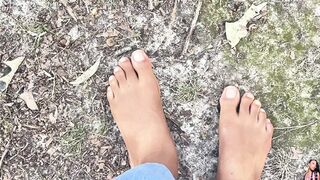 Blond babe boots up streetwalking barefeet for some kinky outdoor playtime