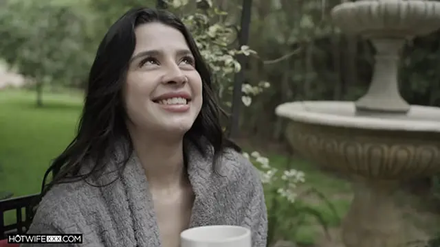 Kylie Offers Her Man an Awakening Pleasure