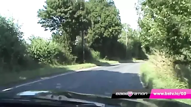 chessie_kay displays her pussy🌮️ &mdash;  wanks &mdash;  and flashes in public