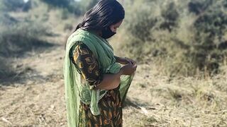STEP MOM � Mature MILF Soniya Allows Her Overlooked Step Son To Enjoyedly Stroke Her Plump Breasts JUNGLE ENCOUNTER