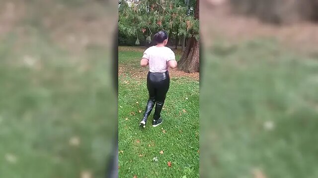 Amateur babe sucks cock in public park before getting nailed