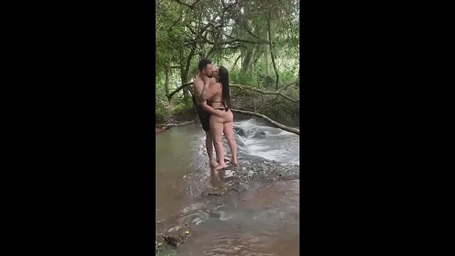 Amateur milf takes giant dick in public during storm
