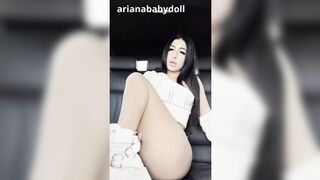 Wet Camel Toe Panties:公开下她多汁阴部的淫荡磨蹭