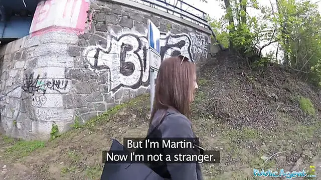 Outdoor-Agent Cowboy Riding Scene