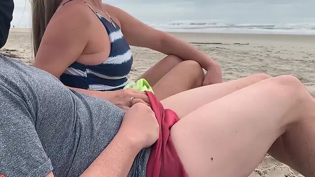 Public MILF gets her big ass filled with hot cum