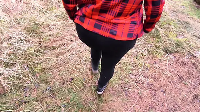  Busty breasts throb and puff at the hunt spot