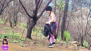 Hiking Wild with a Giant Dick🍆