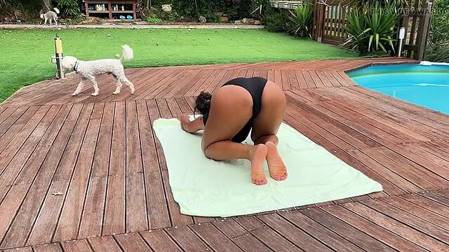 Blacked glute workout with toned ebony babe