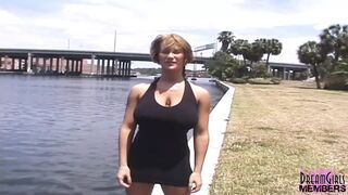 Huge tits Mindy bares all in Tampa