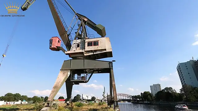 Darkhairy &mdash;  Tattooed MILF Gets Fucked Public and Creampie (Julia Exklusiv) 35min