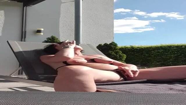 Julie's Naked Orgasmic Sunbath