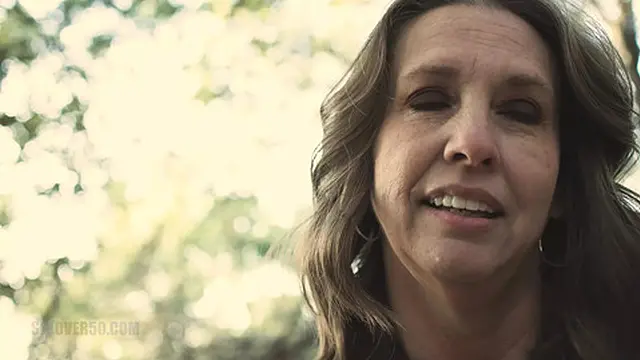 Hot Mature MILF Park Ranger Seduced By Young Hiker - Roxie′s Wild Encounter