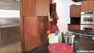 Summer Hart Ginger Mom Perv Sex Video HD