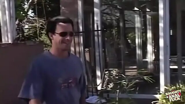 Blonde eats pussy and gets ready for huge cock