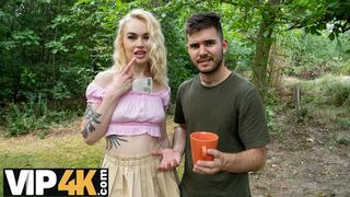 HUNT4K. Blonde loved facesitting and doggy style with Hunter outdoors