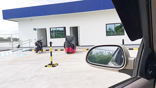 Teen Slut Sodomizes In Gas Station Parking Lot