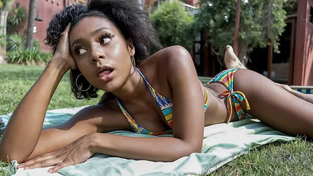 Glamorous Black Beauty Torn Apart By Massive White Dick🌭 American Lover