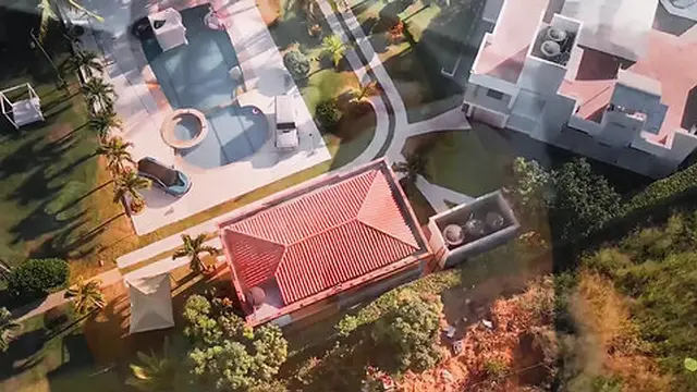 Latina receives intense ass🍑 licking in GG mansion