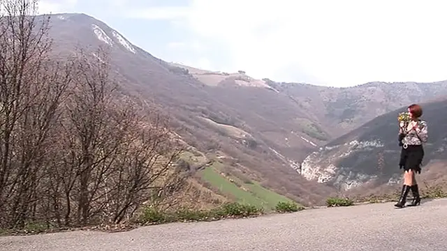 Hot and Craves Ass🍑!