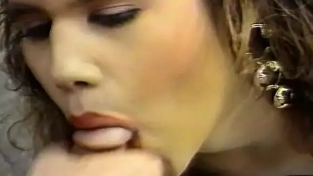 Ebony slut pleases big dick in hot session