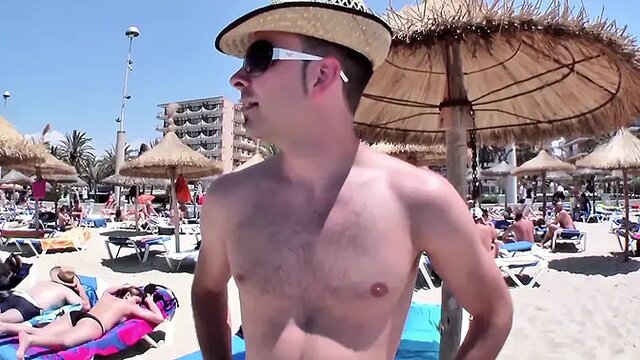 Young beach chick gets fucked in the forest