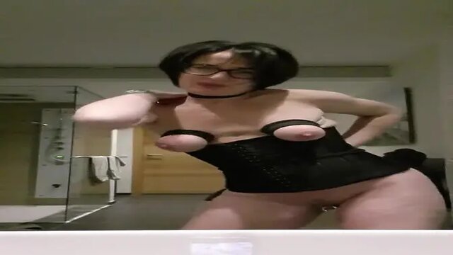 Submissive milf Julie squirts on master's command