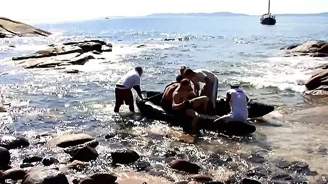 The Tanned Pussies and the Hot Outdoor Sex