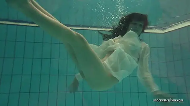 Petra′s underwater seduction in the pool