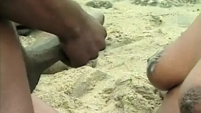 Dark skin pleasure by the seaside