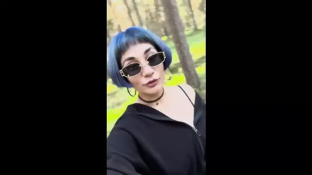 Hot MILF's big ass gets nailed in the forest