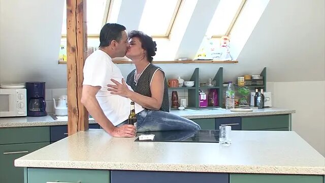 Hot German Amateur Babe - Full Version